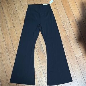 Aerie Offline OG Black Flare Leggings High-Rise